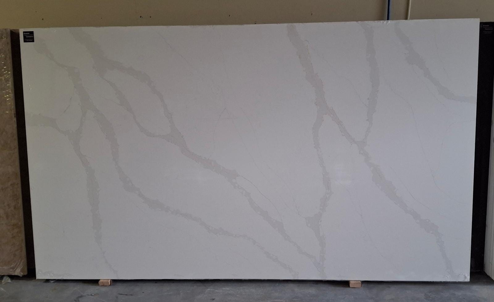 Calacatta Silver Golden Line slab sample